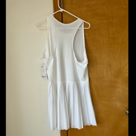 ❤️3/$12 Athleta size XL White Match Point Pleated Dress. New with tags - Picture 5 of 8